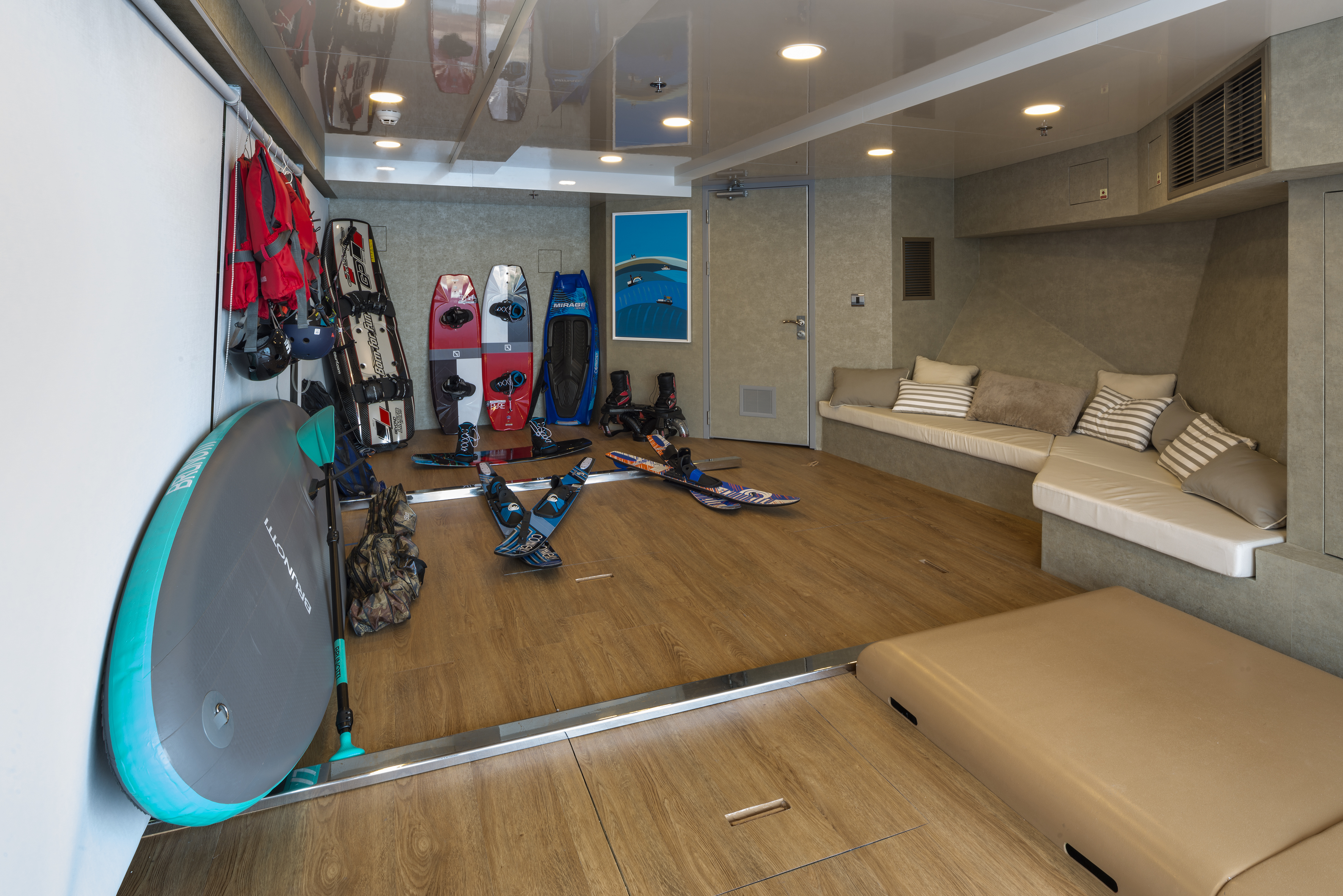 Main Deck