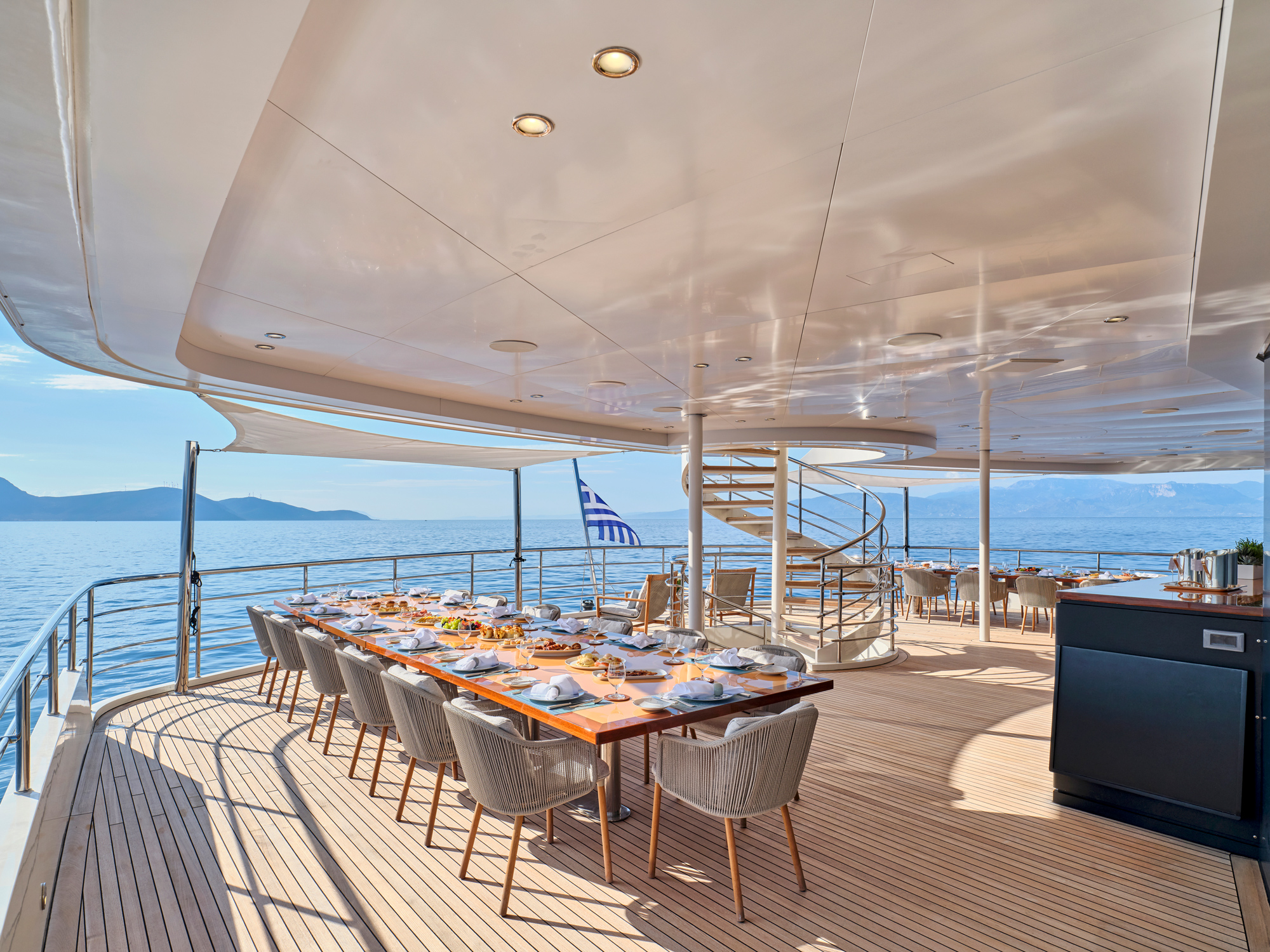 Upper Deck