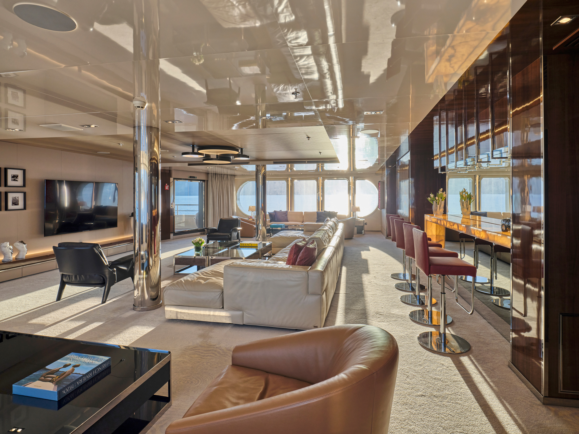 Upper Deck